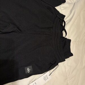 Alo Black Waffle Knit Weekend Escape Joggers